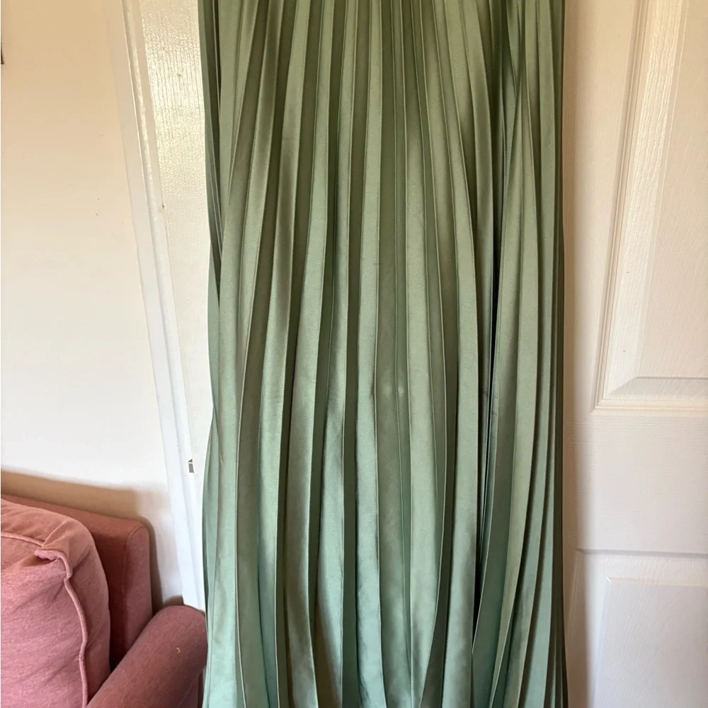 Abercrombie & Fitch Sage Green Pleated Maxi Dress